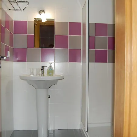 Quinta Dos Caibrais Farm stay Porcelhe